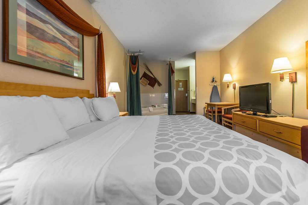Quality Inn & Suites West Pueblo Rum bild